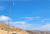 نصب 45 تیر روشنایی در گردنه هیراب/ ایمنی تردد شبانه افزایش یافت
