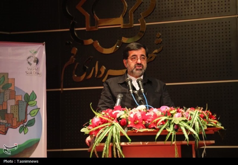 پدیده گرد و غبار قم نتیجه سال‌ها بی‌توجهی به حق خاک و حق‌آبه‌هاست