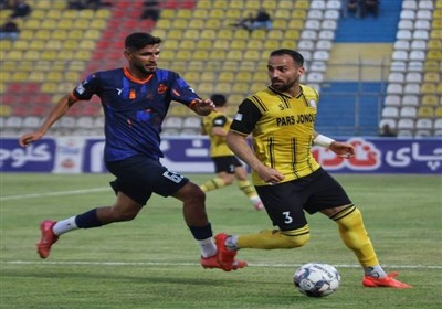 لیگ دسته اول فوتبال| مهاجری با برد آغاز کرد/ توقف نساجی در تهران