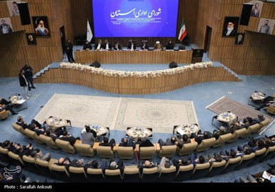 شورای اداری استان کرمان با حضور وزیر ارتباطات