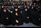 دیدار هزاران نفر از زنان و دختران با رهبر معظم انقلاب