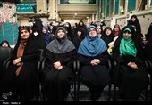 دیدار هزاران نفر از زنان و دختران با رهبر معظم انقلاب
