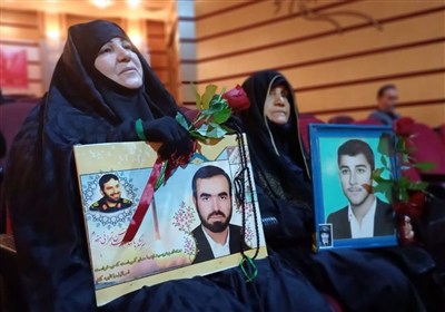 شکوه ایثار؛ تجلی صبر و پایمردی مادران شهیدپرور/ یادگارهای شهدا در دستان مادران