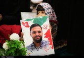 قاب‌های ماندگار از حضور خانواده شهدا در آیین ملی &#171;شکوه ایثار&#187;