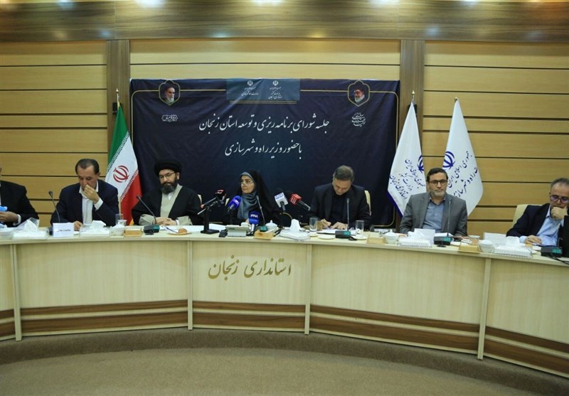 شرط وزیر راه و شهرسازی برای توسعه شهرها/ حفظ اراضی کشاورزی و تأمین زیرساخت‌ها