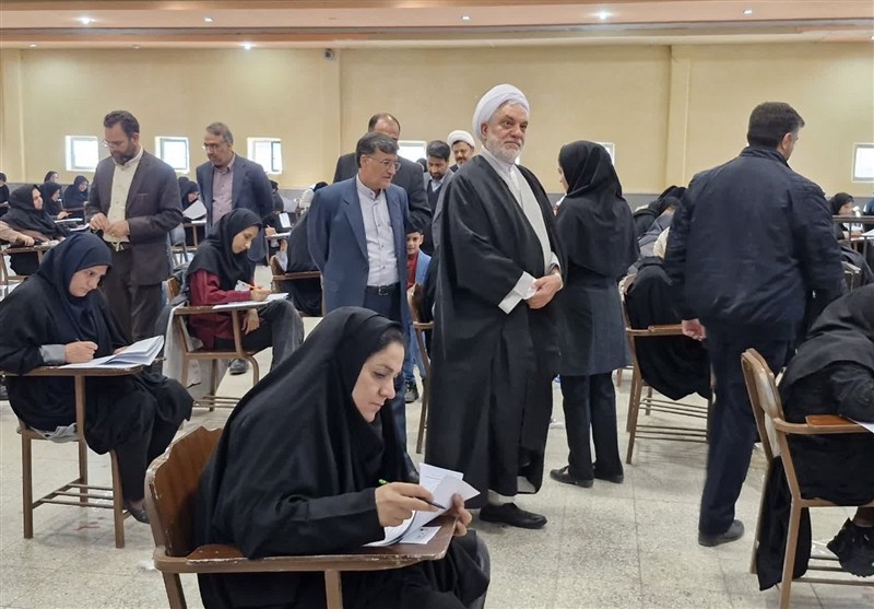 رقابت بیش از 3 هزار داوطلب در آزمون استخدامی قوه قضائیه در استان کرمان
