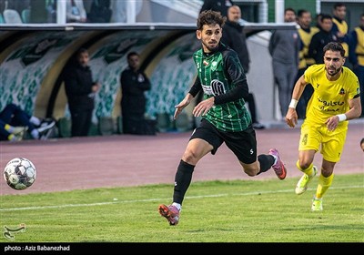 دیدار تیم های فوتبال خیبر خرم‌آباد و شمس آذر قزوین