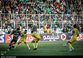 دیدار تیم های فوتبال خیبر خرم‌آباد و شمس آذر قزوین