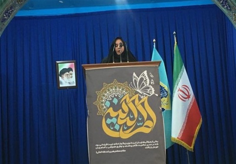 تحویل چاپگر و ماشین تایپ بریل و عینک کمک بینایی به معلولان استان بوشهر