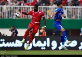 دیدار تیم های پرسپولیس و استقلال -1