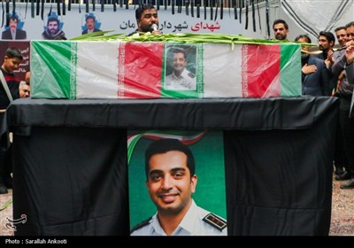 وداع  مردم کرمان با شهید آتش‌نشان