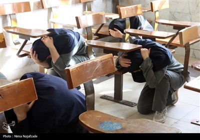 گفت‌وگو | مانور زلزله از نمایش تا واقعیت/روایتی واقعی‌سازی آموزش‌ها در مدارس