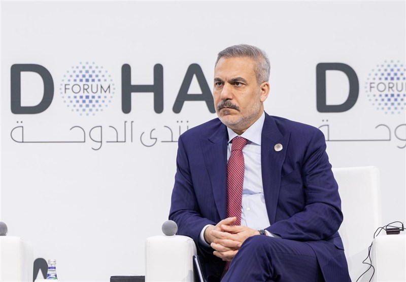 فيدان: توقع تخلي حماس عن السلاح في أول مرحلة من الاتفاق ليس واقعياً