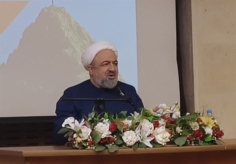 فاصله طبقاتی مانع درک واقعی مشکلات مردم است