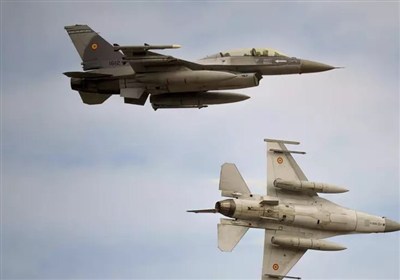 واکنش جت‌های ژاپن به پرواز جنگنده‌های چین از ناو «لیائونینگ»