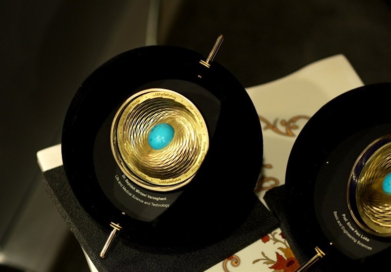 فراخوان مدال دانشمند جوان 2026 منتشر شد/ فرصت معرفی نامزدها تا پایان دی‌ماه 1404