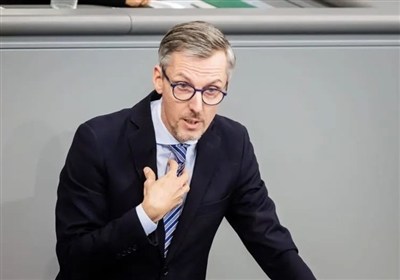 کاستلوچی: تأخیر در انتقال پناهجویان افغان به اعتبار آلمان آسیب می‌زند