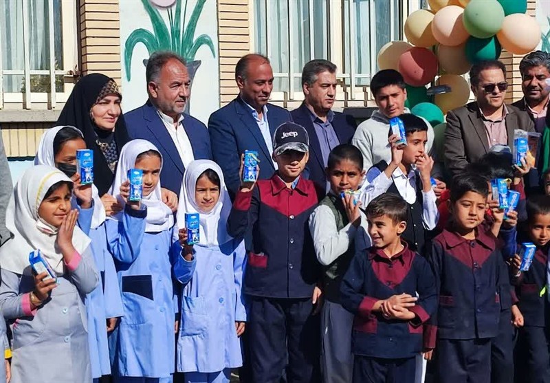 108 هزار دانش‌آموز خراسان جنوبی از طرح شیر رایگان بهره‌مند می‌شوند