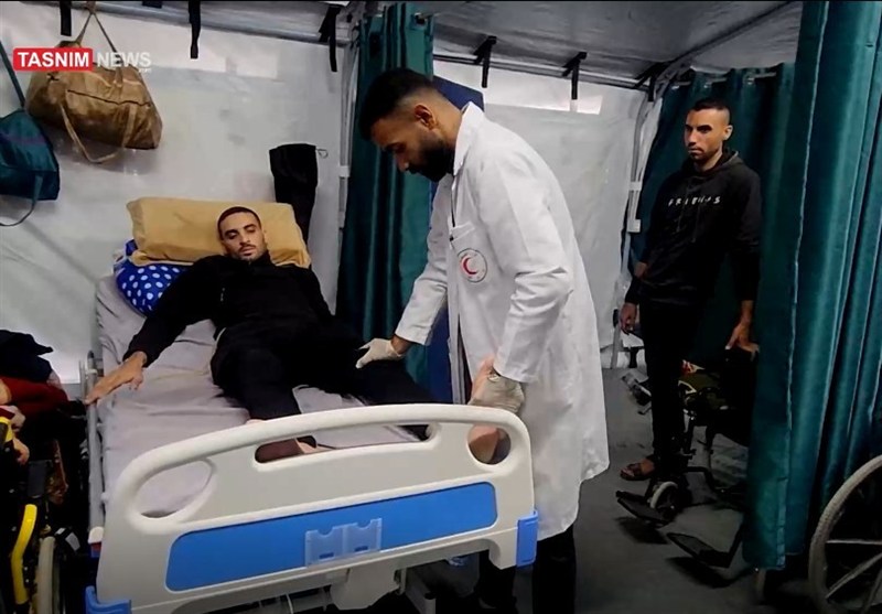 وميض شفاء في عتمة غزة: مركز تأهيل يجابه الانهيار الجسدي وسط الحصار