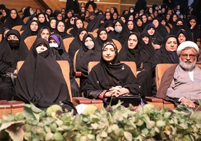 بانوان سیستان و بلوچستان طلایه‌داران وحدت/ همایش استانی بانوان در زاهدان برگزار شد