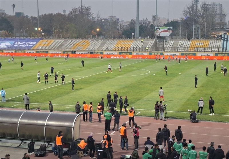 حضور تماشاگر در بازی بدون تماشاگر پیکان - پرسپولیس!+عکس