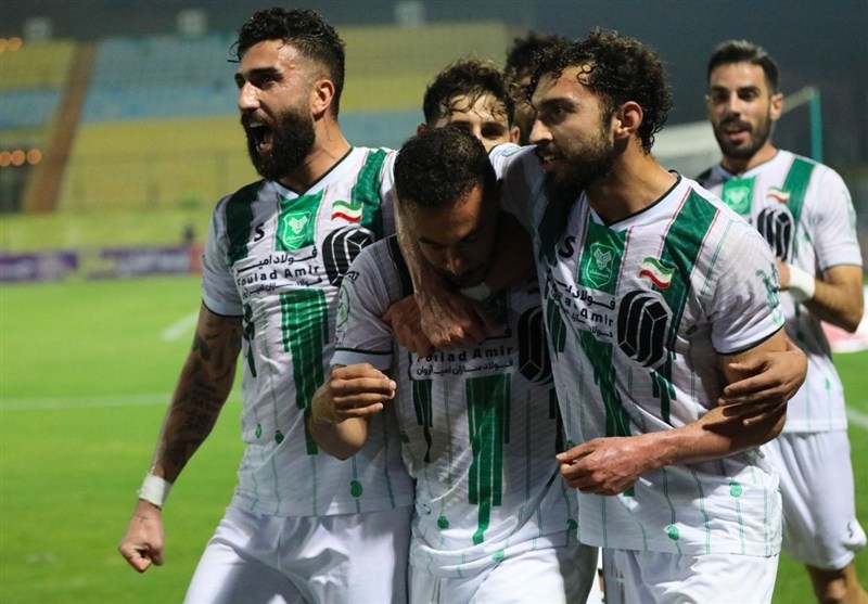 پیروزی خیبر در خانه استیجاری استقلال خوزستان/ این بار پنالتی گل شد و تیم رحمتی برد + جدول