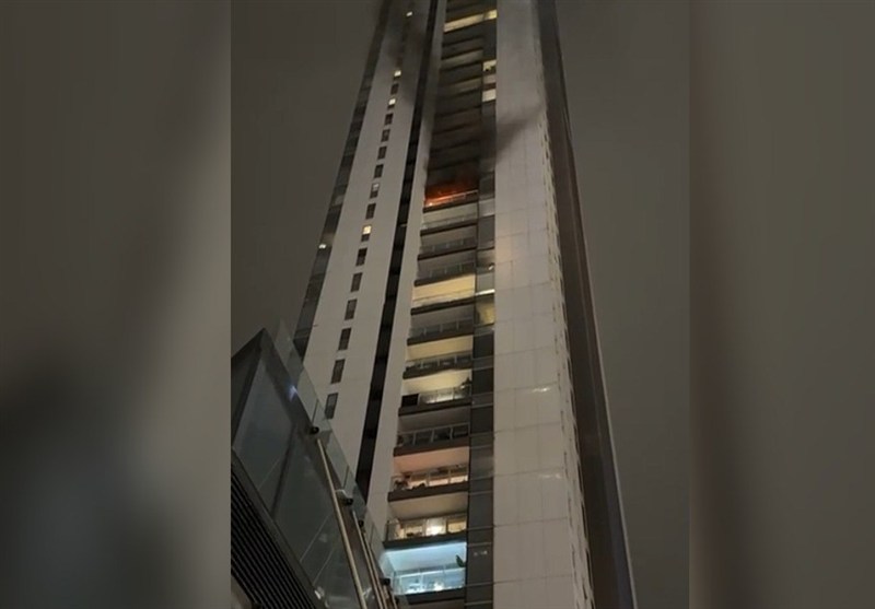 أزمة في مركز تل أبيب .. إخلاء برج مكون من 50 طابقاً بسبب حريق