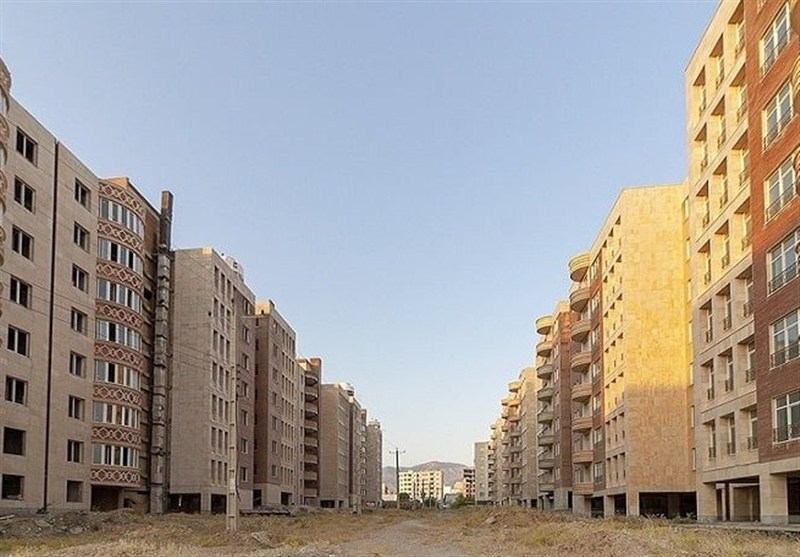 چرا امکان واگذاری زمین به متقاضیان نهضت ملی مسکن در قشم وجود ندارد؟