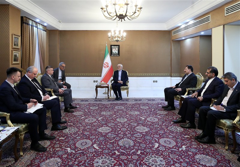 Iran Keen to Expand Economic, Industrial Cooperation with Belarus