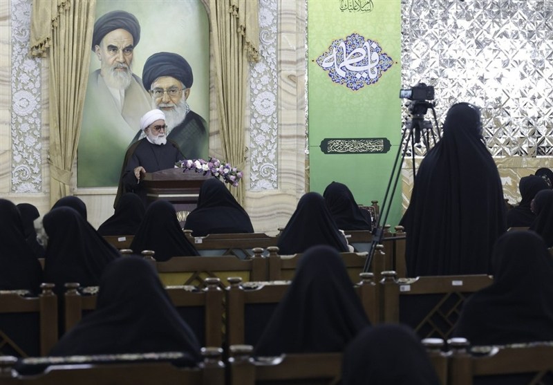 آیت‌الله مروی: نبض فرهنگی، تربیتی و اثرگذاری جامعه در دستان زنان است