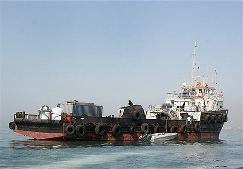 IRGC Seizes Fuel Smuggling Vessel in Persian Gulf