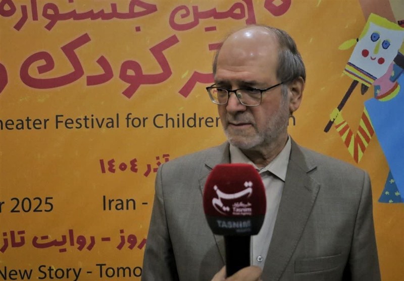 جشنواره‌های هنری باید از ظرفیت استان‌ها بهره‌مند شوند