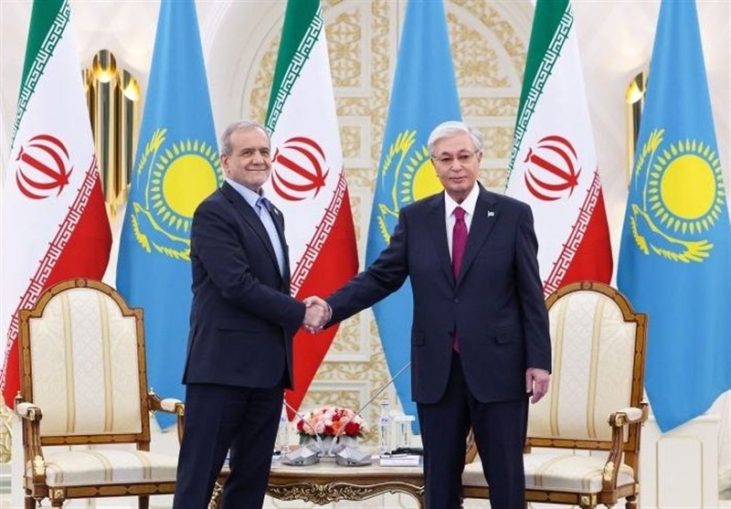 الرئيس بزشكيان: خارطة الطريق لتطوير العلاقات التجارية بين ايران وكازاخستان جاهزة للتنفيذ