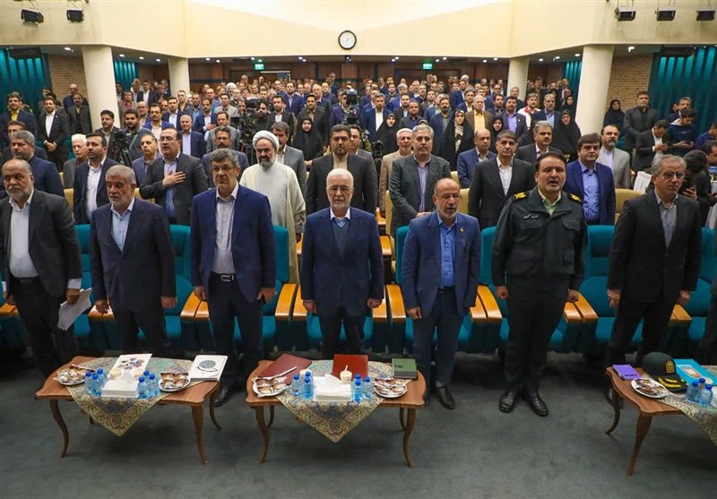 وزیر کشور: در دولت بر رفع مشکل بحران آب و آلودگی هوا تمرکز داریم