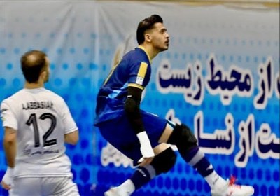 لیگ برتر هندبال| استقلال بازی بزرگ هفته را برد، مس کرمان صدرنشین شد