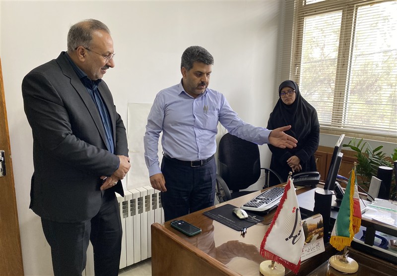 بازدیدمدیرعامل آب منطقه‌ای خراسان جنوبی از خبرگزاری تسنیم/ واقعیت کم‌آبی بدون ایجاد اضطراب، هنر رسانه است