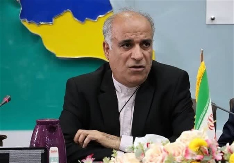 حمایت از کتابخانه‌های عمومی یک وظیفه ملی است