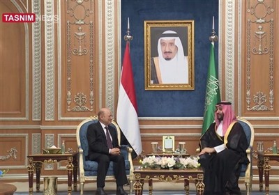 استلام وتسليم في المحافظات الشرقية اليمنية .. الانتقالي الجنوبي المدعوم اماراتيا  يتمدد على حساب حكومة ما تسمى بالشرعية المدعومة سعوديا