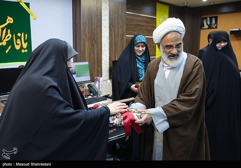 بازدید نماینده ولی فقیه در سپاه پاسداران از خبرگزاری تسنیم