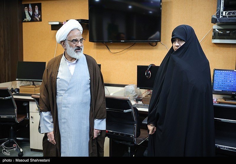 بازدید نماینده ولی فقیه در سپاه پاسداران از خبرگزاری تسنیم