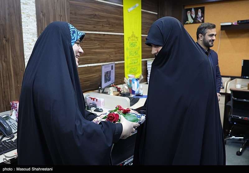 بازدید نماینده ولی فقیه در سپاه پاسداران از خبرگزاری تسنیم