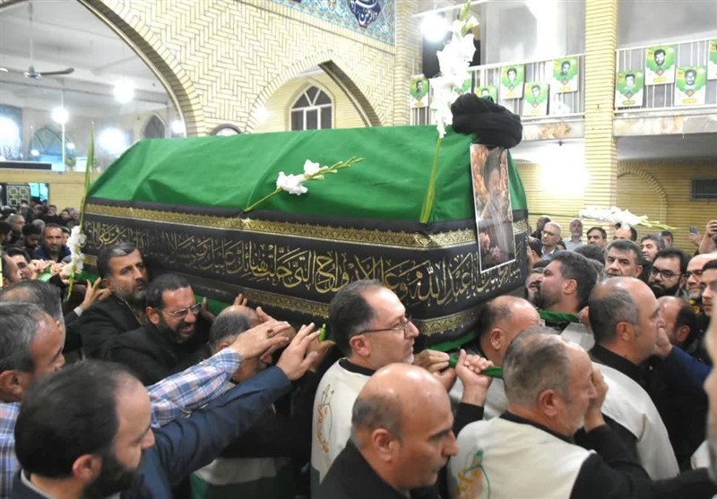 وداع باشکوه مردم سمنان با عالم ربانی/ تشییع پیکر آیت‌الله شاهچراغی + فیلم