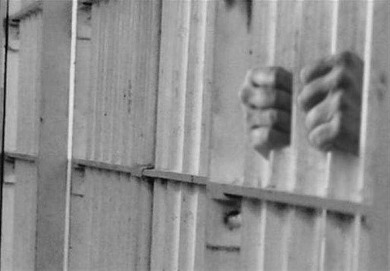 Israeli Police Detain Palestinian Man Over Defiant Act in Ramla