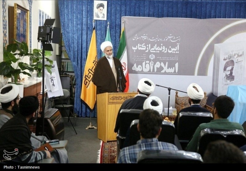 طلاب اسلام‌شناس باشند/ «اسلام اقامه» تلاشی برای ارائه منظومه جامع اسلام ناب