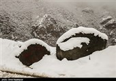 بارش برف در منطقه اشکور رحیم آباد- گیلان