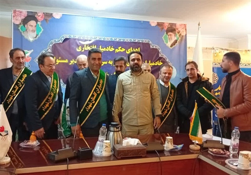 اهدای حکم خادمیاری به خبرنگاران اصفهان