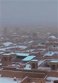 بارش برف پاییزی، شهر جهانی یزد را سپیدپوش کرد