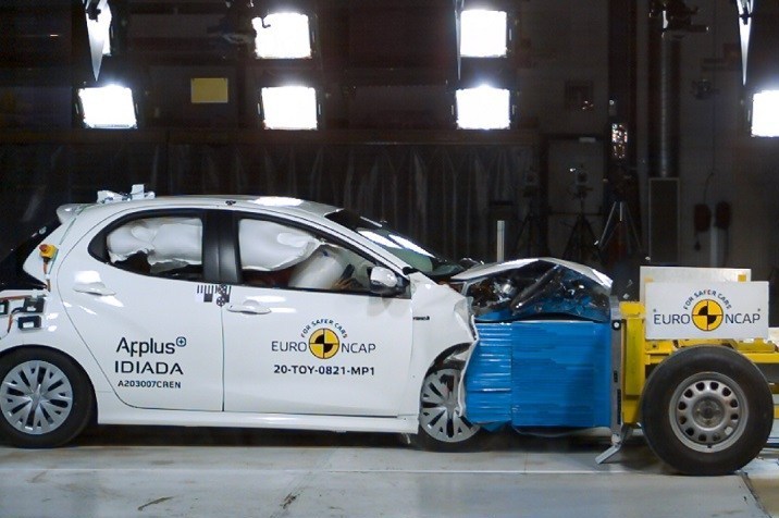 تصادف , سازمان ملی استاندارد ایران , وزارت صمت , 