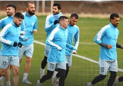 استقلال آواره زمین برای تمرین، مدیران دنبال جشن شب یلدا!