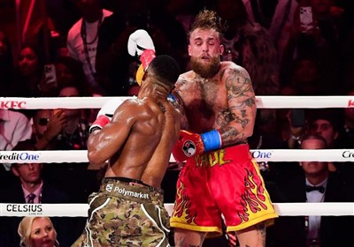 نمایش جدید جیک پاول با فک شکسته و بسته‌های پول! + عکس